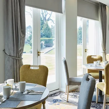 Hotel Mercure Kenwood Hall & 4*